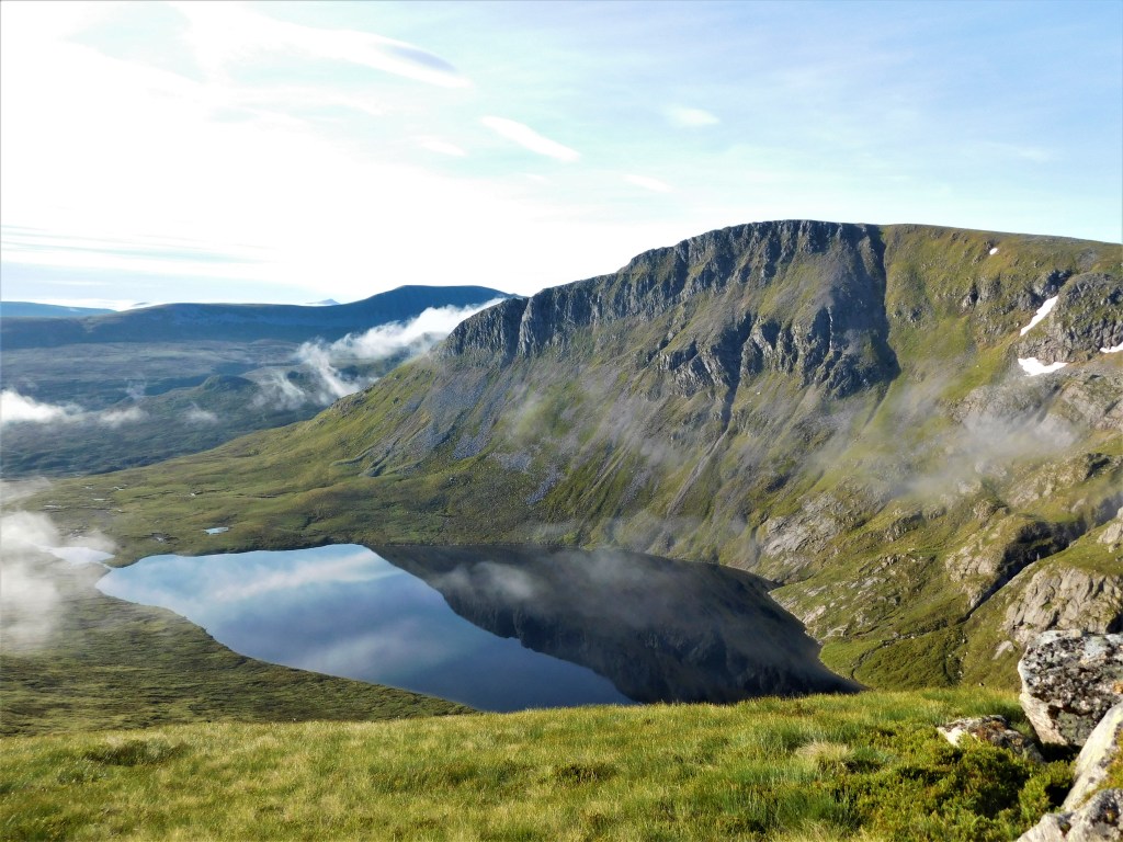 Corrour y macizo de Ben Alder. Travesía nocturna por la Escocia más&nbsp;remota.