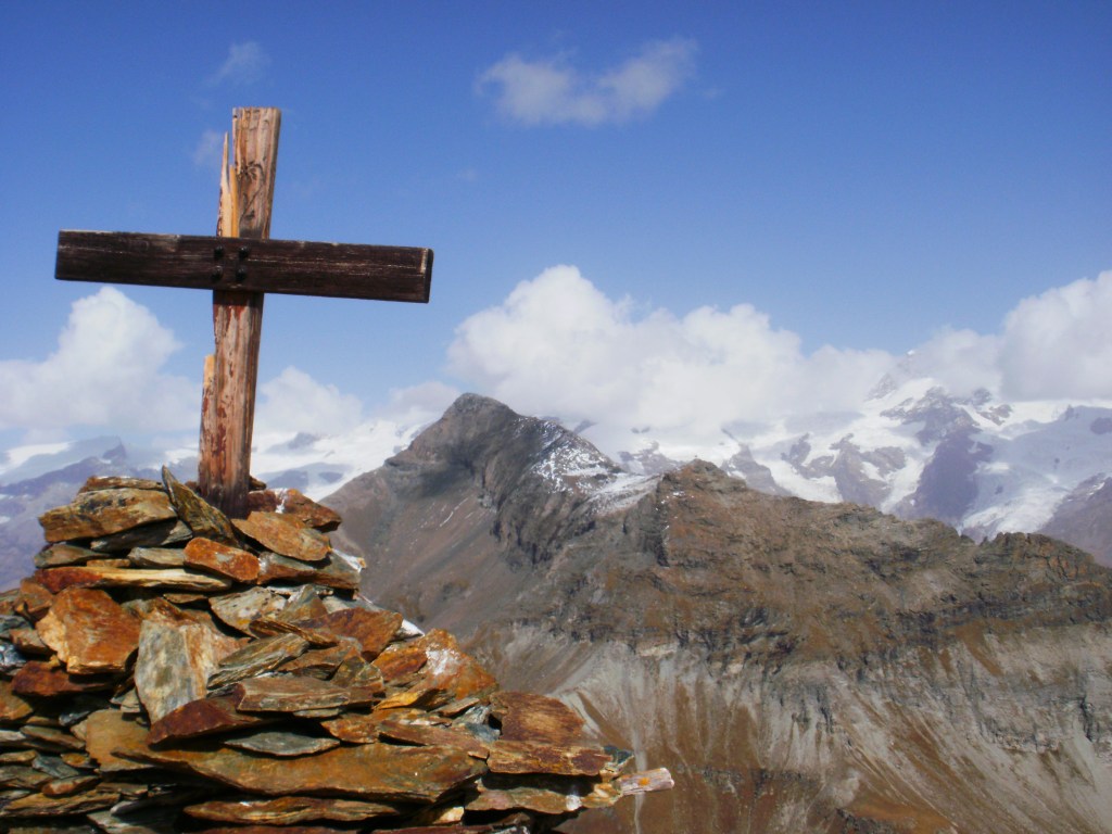 Corno Vitello (3057 m), otoño en el Valle de&nbsp;Aosta.